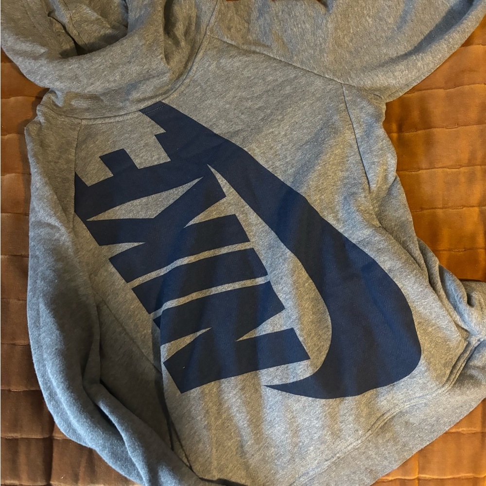 Nike sweatshirt